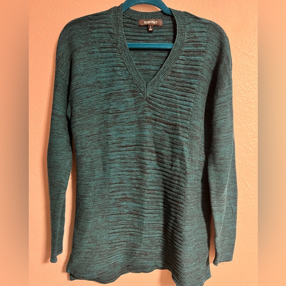 Ellen Tracy blue textured sweater size L